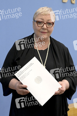 Bundespressekonferenz Vorstellung des Jahresberichtes 2024 für die SED-Opfer in Berlin