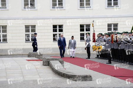 Begrüßung des Präsidenten von Nepal in Berlin