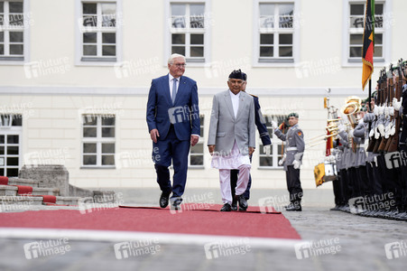 Begrüßung des Präsidenten von Nepal in Berlin