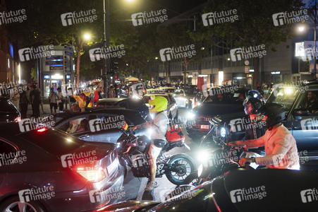 Autokorso auf dem Kurfürstendamm in Berlin