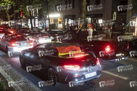 Autokorso auf dem Kurfürstendamm in Berlin