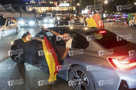 Autokorso auf dem Kurfürstendamm in Berlin