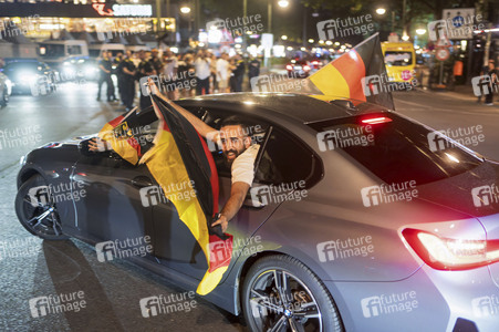 Autokorso auf dem Kurfürstendamm in Berlin