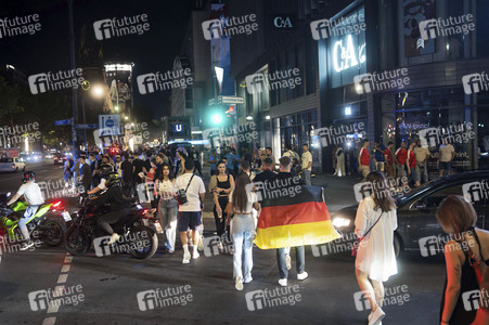 Autokorso auf dem Kurfürstendamm in Berlin