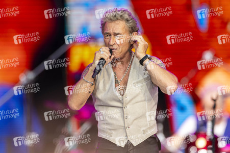 Konzert von Peter Maffay mit Band und Gästen in Erfurt