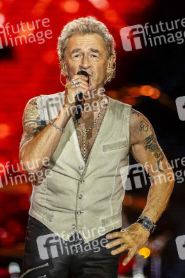 Konzert von Peter Maffay mit Band und Gästen in Erfurt