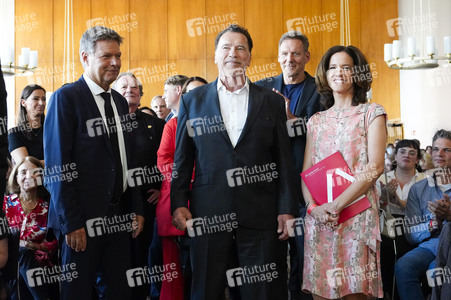 Arnold Schwarzenegger erhält Ehrendoktorwürde in Berlin