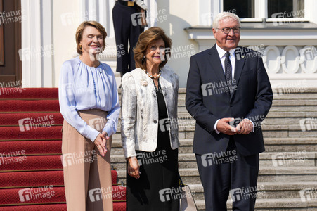 Begrüßung von Königin Silvia von Schweden in Berlin