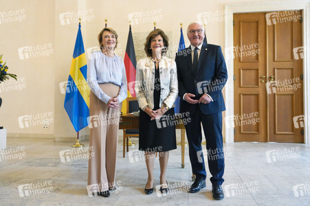 Begrüßung von Königin Silvia von Schweden in Berlin