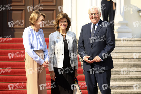 Begrüßung von Königin Silvia von Schweden in Berlin