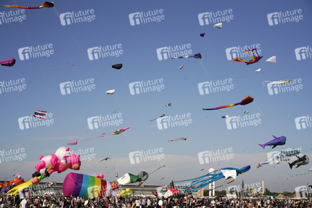 11. Stadt und Land-Festival der Riesendrachen 2024 in Berlin