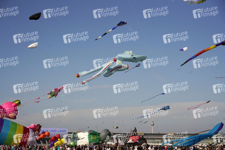 11. Stadt und Land-Festival der Riesendrachen 2024 in Berlin