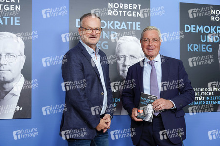 Buchpräsentation mit Norbert Röttgen in Berlin