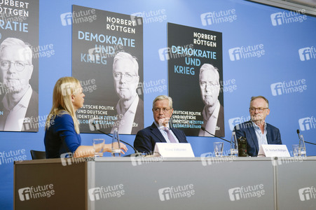 Buchpräsentation mit Norbert Röttgen in Berlin