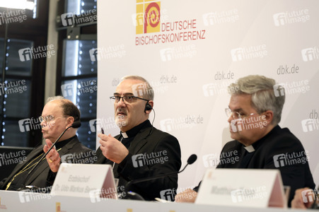 Pressegespräch bei der Herbst-Vollversammlung der Deutschen Bischofskonferenz in Fulda