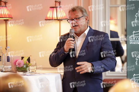 Pressekonferenz zum 42. Deutschen Sportpresseball in Frankfurt