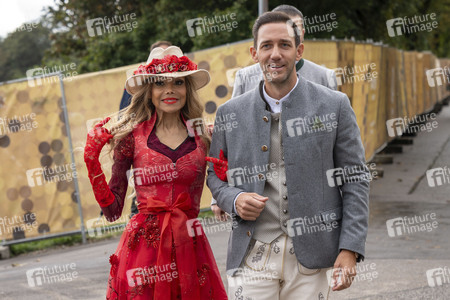 La Toya Jackson auf dem Oktoberfest 2024 in München