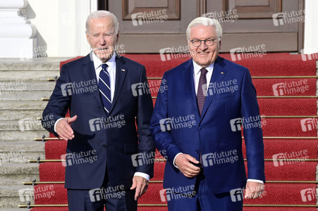 Begrüßung des amerikanischen Präsidenten Joe Biden im Schloss Bellevue in Berlin