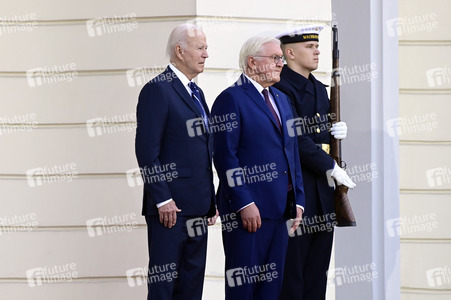 Begrüßung des amerikanischen Präsidenten Joe Biden im Schloss Bellevue in Berlin