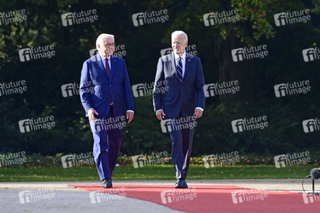 Begrüßung des amerikanischen Präsidenten Joe Biden im Schloss Bellevue in Berlin