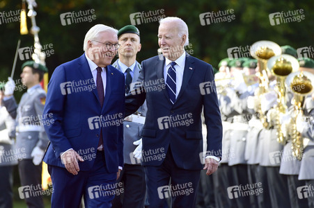 Begrüßung des amerikanischen Präsidenten Joe Biden im Schloss Bellevue in Berlin