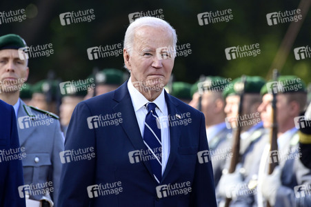 Begrüßung des amerikanischen Präsidenten Joe Biden im Schloss Bellevue in Berlin