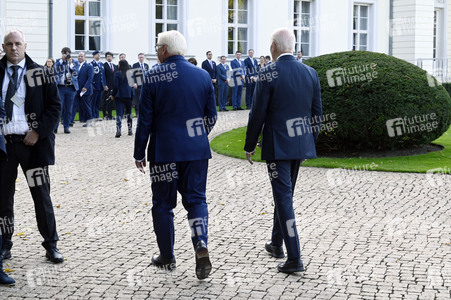 Begrüßung des amerikanischen Präsidenten Joe Biden im Schloss Bellevue in Berlin