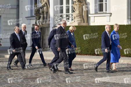 Begrüßung des amerikanischen Präsidenten Joe Biden im Schloss Bellevue in Berlin