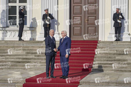 Begrüßung des amerikanischen Präsidenten Joe Biden im Schloss Bellevue in Berlin