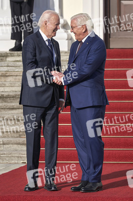 Begrüßung des amerikanischen Präsidenten Joe Biden im Schloss Bellevue in Berlin