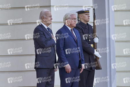 Begrüßung des amerikanischen Präsidenten Joe Biden im Schloss Bellevue in Berlin