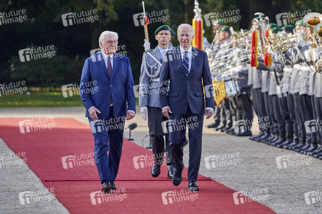 Begrüßung des amerikanischen Präsidenten Joe Biden im Schloss Bellevue in Berlin