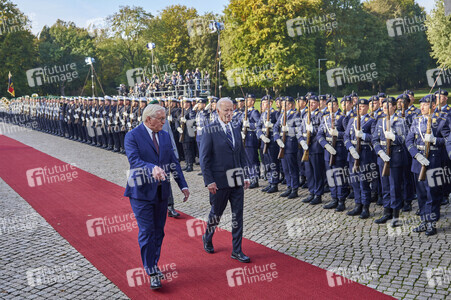 Begrüßung des amerikanischen Präsidenten Joe Biden im Schloss Bellevue in Berlin