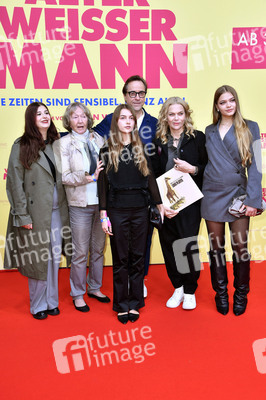 Filmpremiere 'Alter weißer Mann' in Berlin