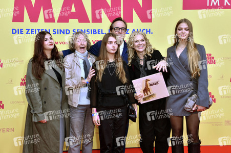 Filmpremiere 'Alter weißer Mann' in Berlin