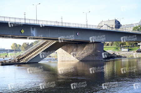 Eingestürzte Carolabrücke in Dresden