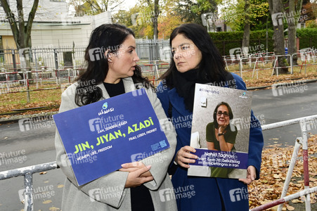 Protestaktion vor der Botschaft der Islamischen Republik Iran in Berlin