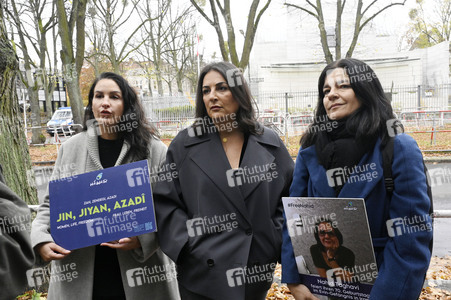 Protestaktion vor der Botschaft der Islamischen Republik Iran in Berlin