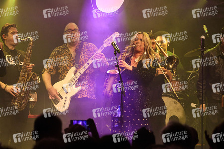 Konzert von Candy Dulfer in Langethal