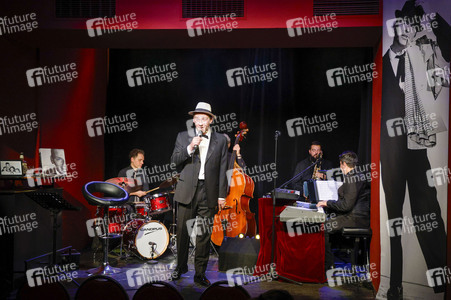 Theaterprobe 'My Way - Johannes Hallervorden singt Sinatra' in Berlin