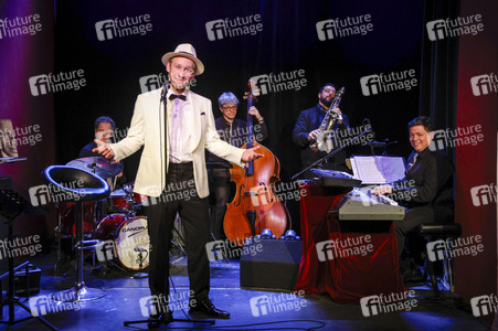 Theaterprobe 'My Way - Johannes Hallervorden singt Sinatra' in Berlin