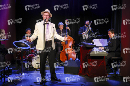 Theaterprobe 'My Way - Johannes Hallervorden singt Sinatra' in Berlin