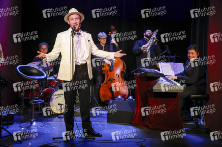 Theaterprobe 'My Way - Johannes Hallervorden singt Sinatra' in Berlin