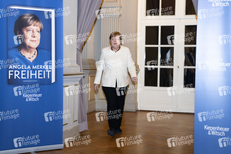 Buchpremiere von Angela Merkels 'Freiheit' in Berlin