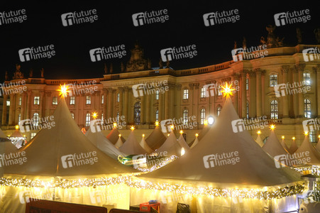 WeihnachtsZauber Gendarmenmarkt 2024 in Berlin