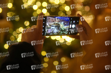 WeihnachtsZauber Gendarmenmarkt 2024 in Berlin