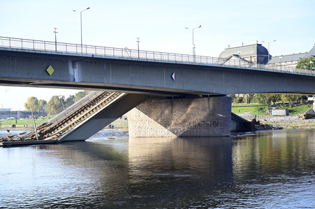 26.10.2024<br>Eingestürzte Carolabrücke in Dresden