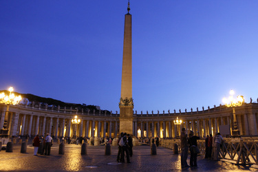 Piazza San Pietro / Petersplatz