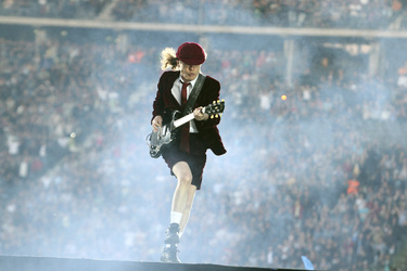 Angus Young (AC/DC)