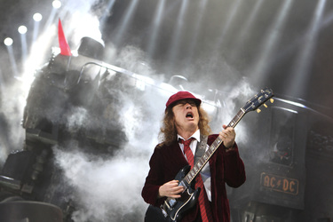 Angus Young (AC/DC)